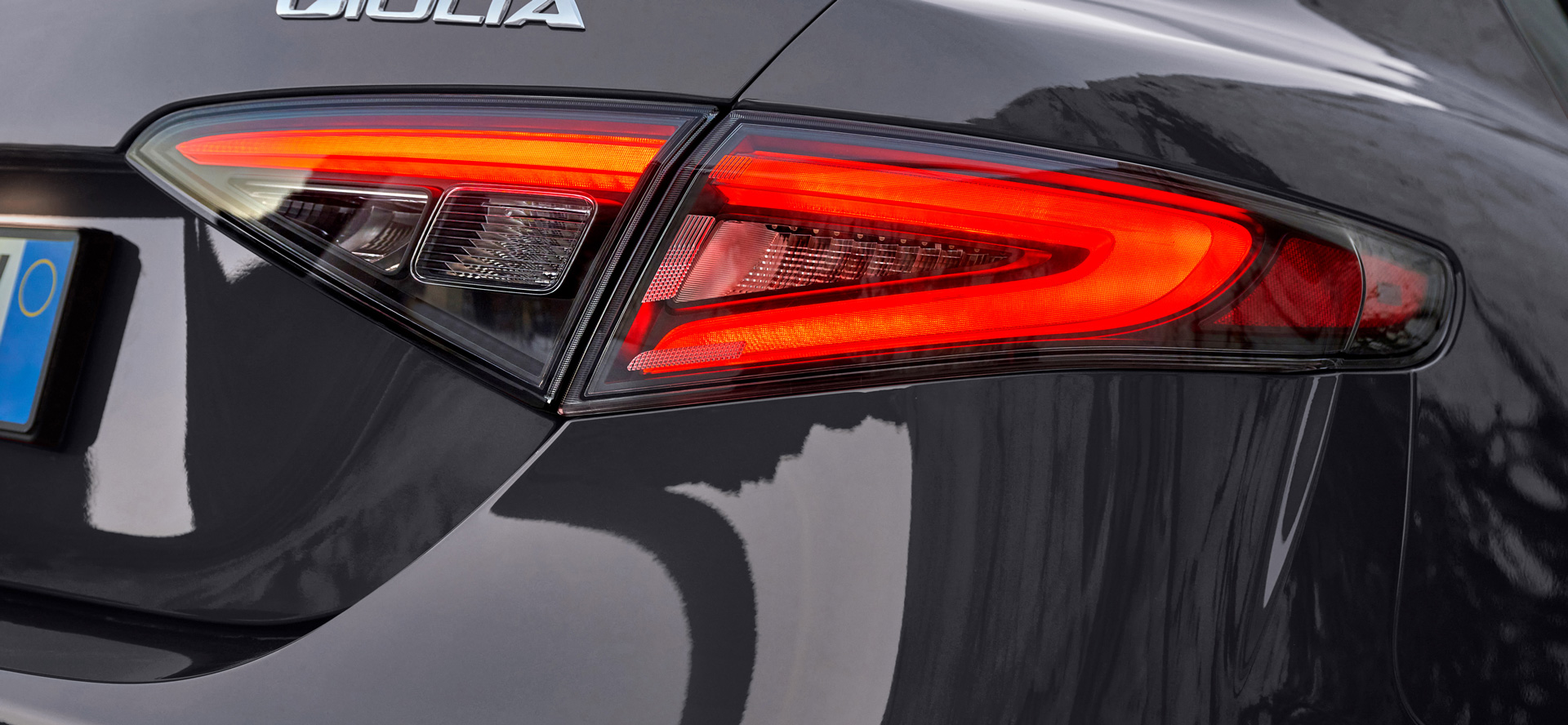 GIULIA(ジュリア)| セダン | ALFA ROMEO(アルファ ロメオ) GIULIA(ジュリア)| セダン | ALFA ROMEO(アルファ ロメオ)