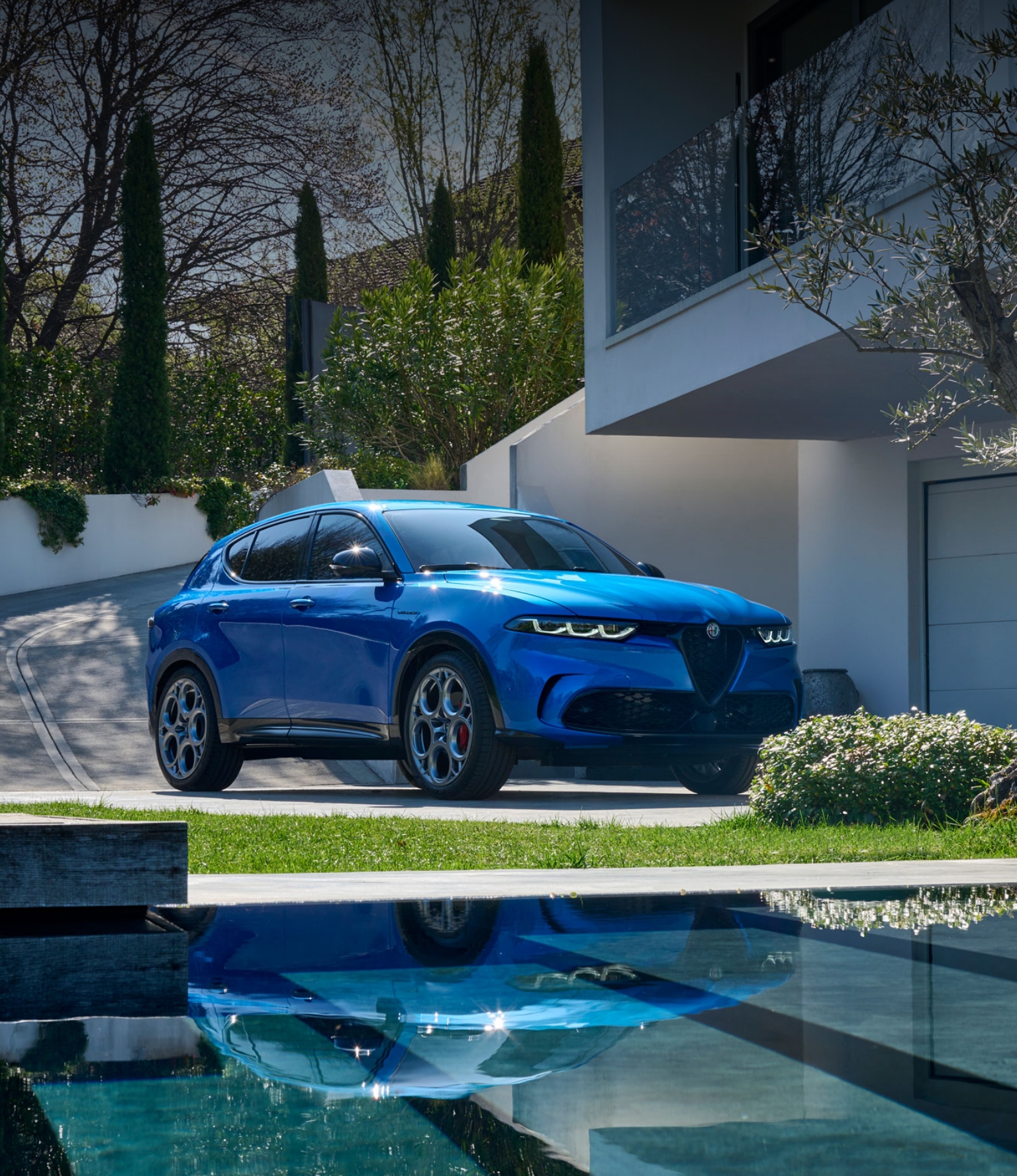 アルファ ロメオ ジャパン オフィシャルサイト | Alfa Romeo(アルファ ロメオ)